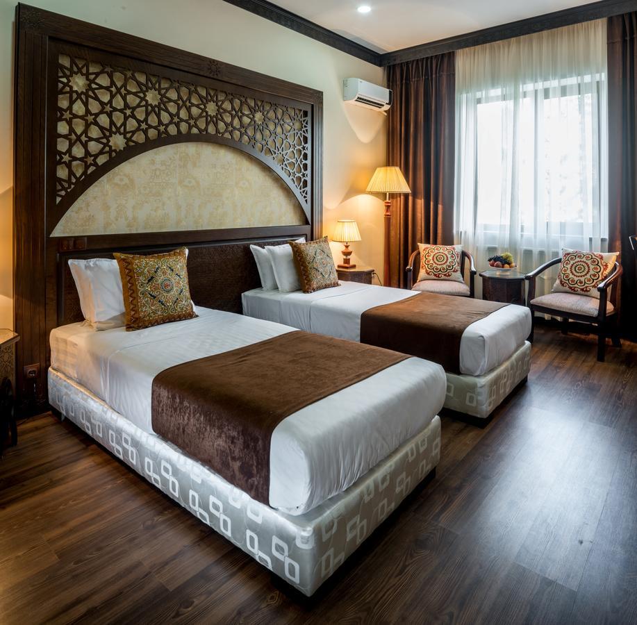 Orient Star Hotel Samarkand Exterior photo